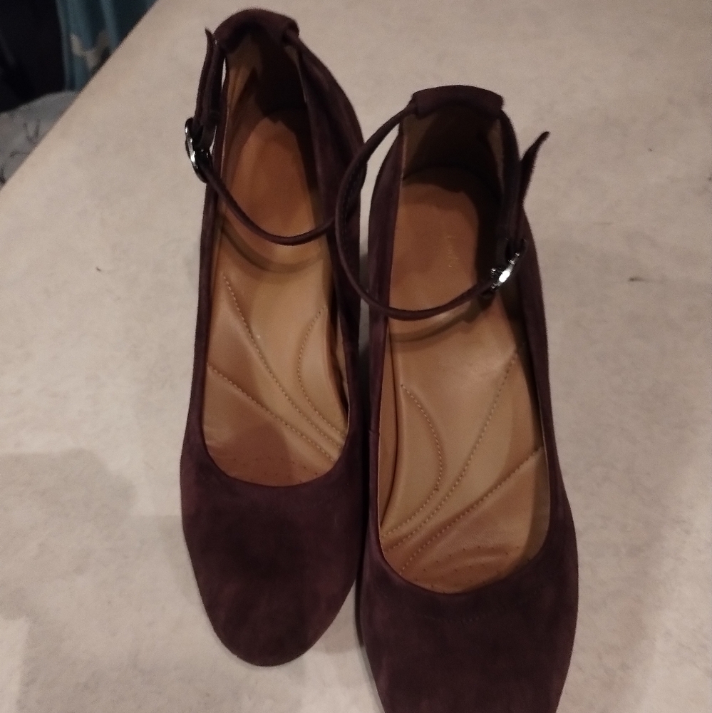 Clarks mary janes sz9 euc